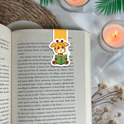 Giraffe Magnetic Bookmark - Luxe Magics